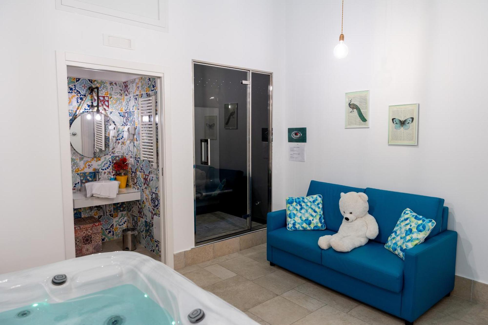 Palazzo Nicolaus Del Borgo Antico Bed & Breakfast Bari Eksteriør bilde