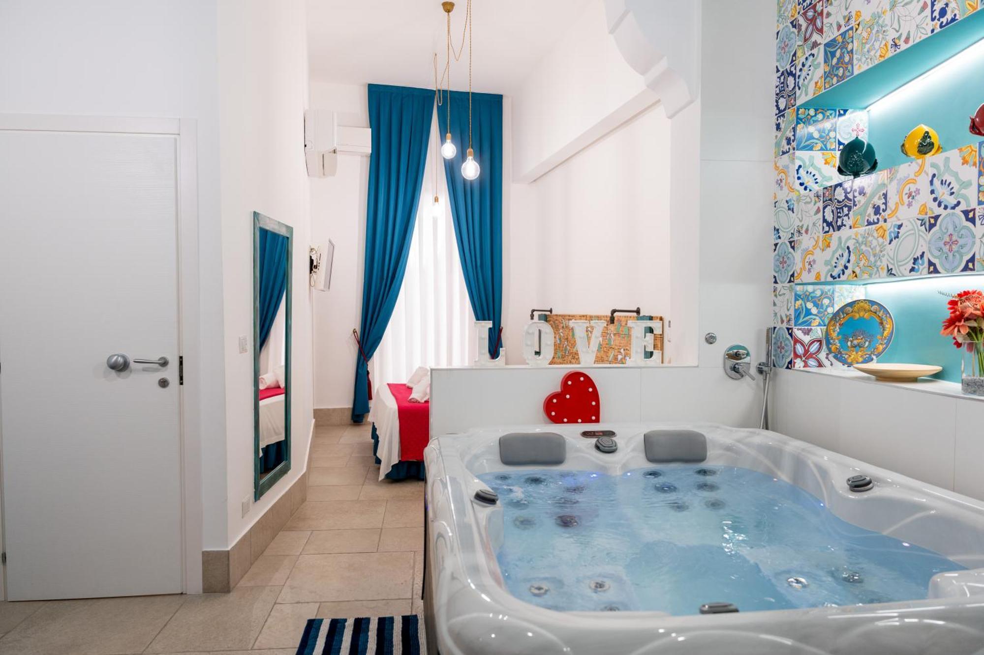 Palazzo Nicolaus Del Borgo Antico Bed & Breakfast Bari Eksteriør bilde