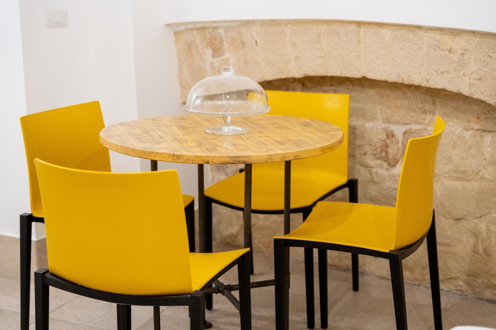 Palazzo Nicolaus Del Borgo Antico Bed & Breakfast Bari Eksteriør bilde